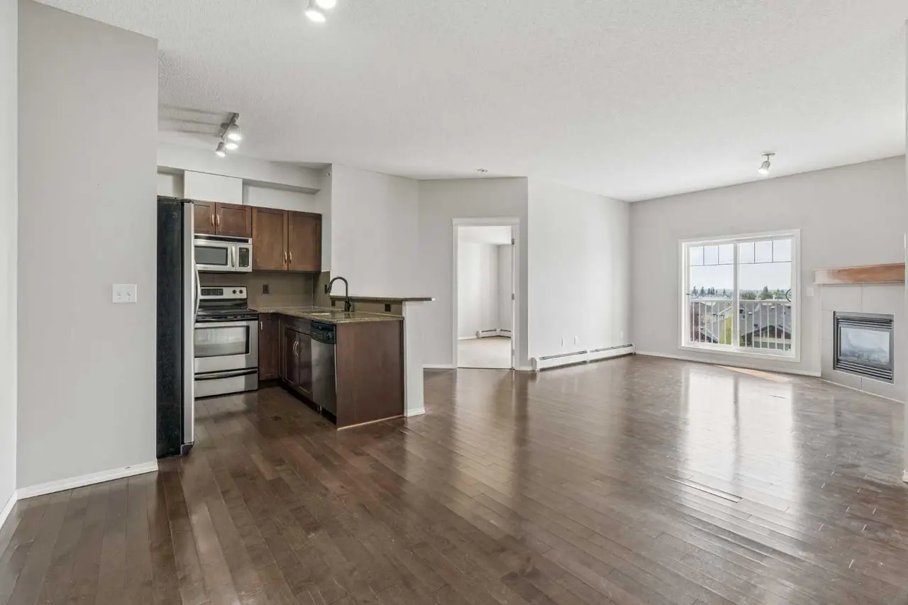 4410, 115 Prestwick Villas SE