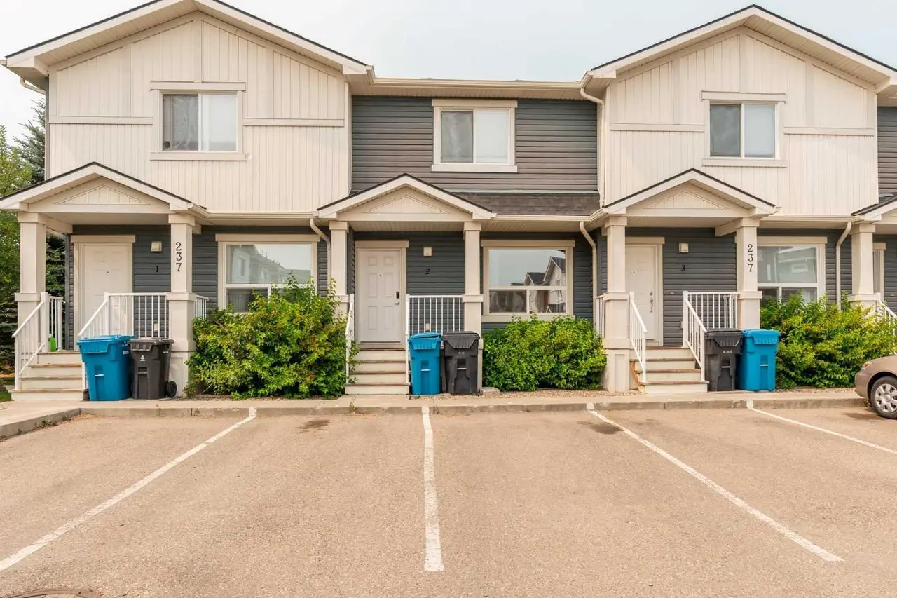 2, 237 Silkstone Road W