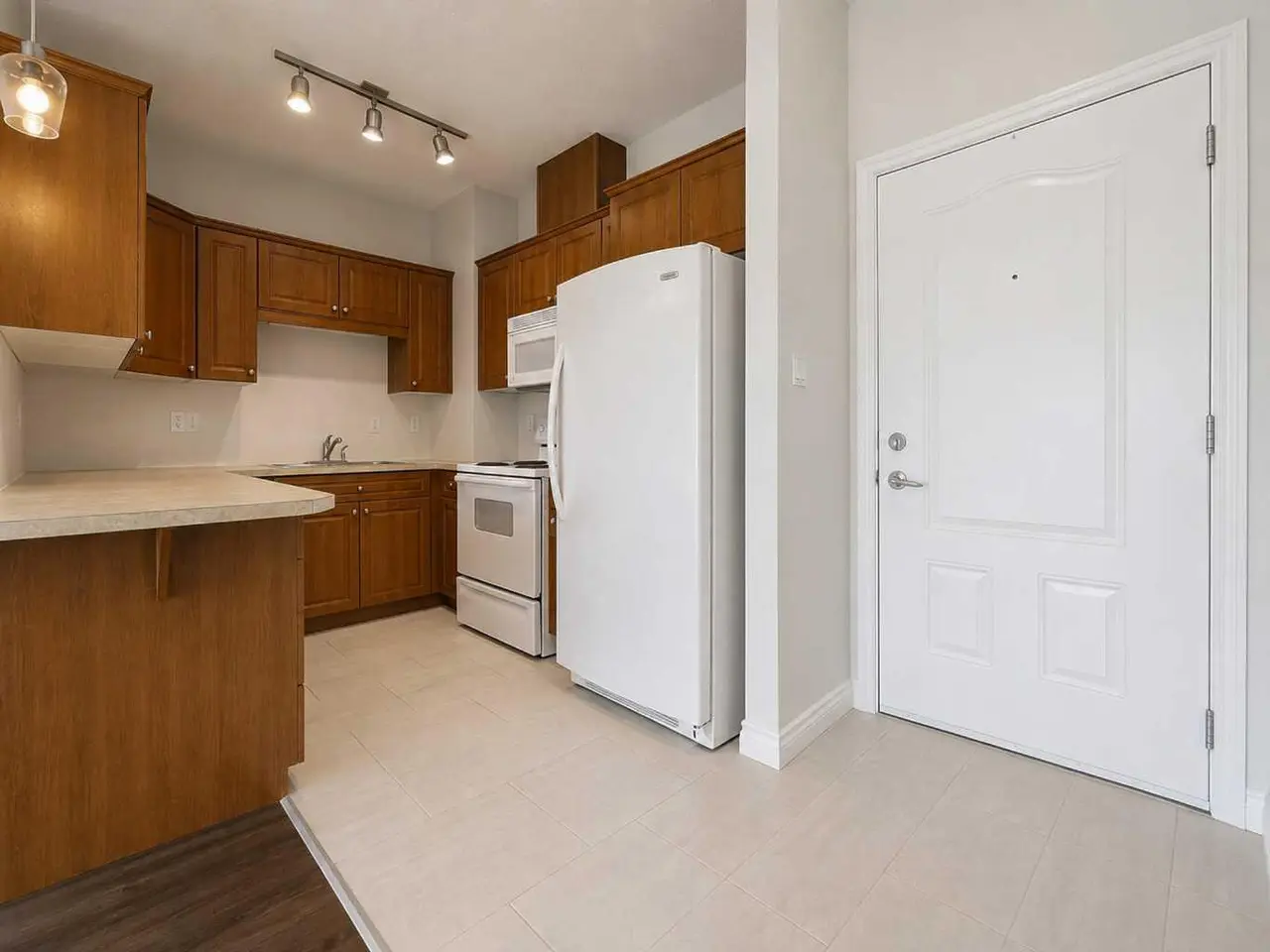 208, 9229 Lakeland Drive  