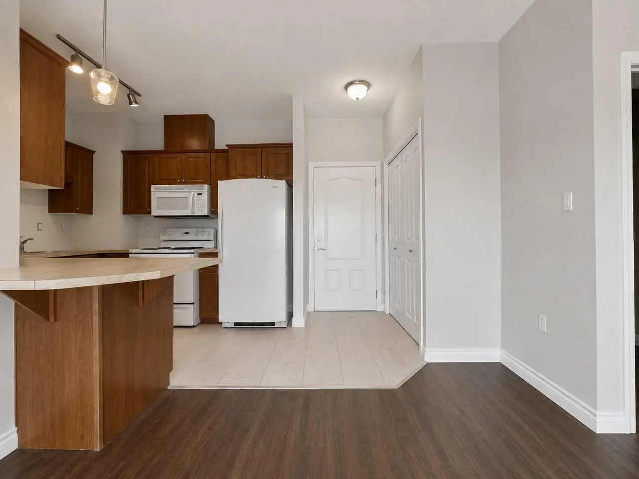 208, 9229 Lakeland Drive  