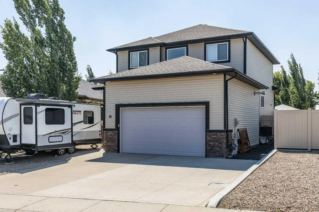 26 Ranchlands Way NE