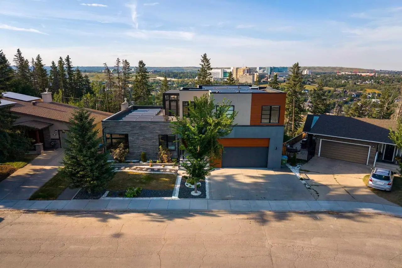 3508 Spruce Drive SW