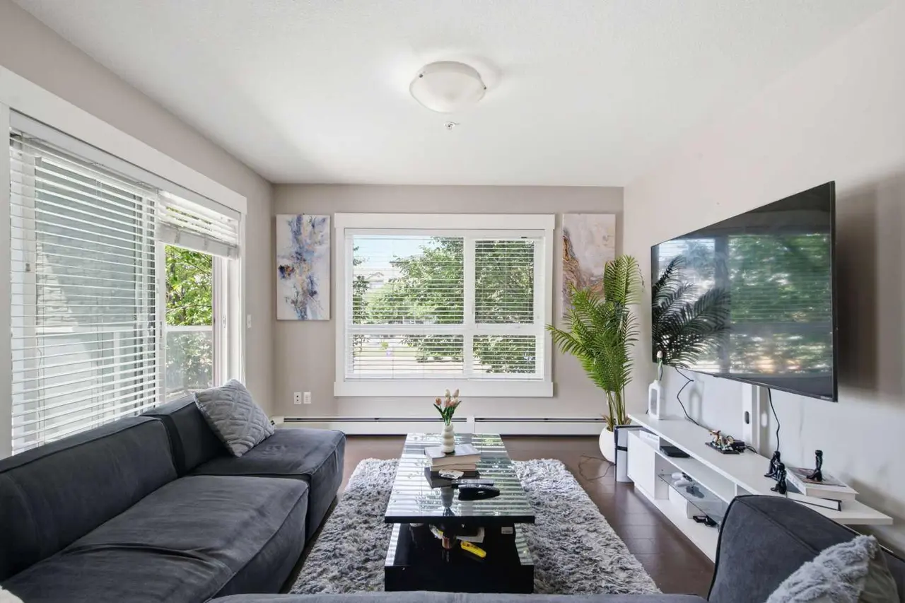 2206, 240 Skyview Ranch Road NE