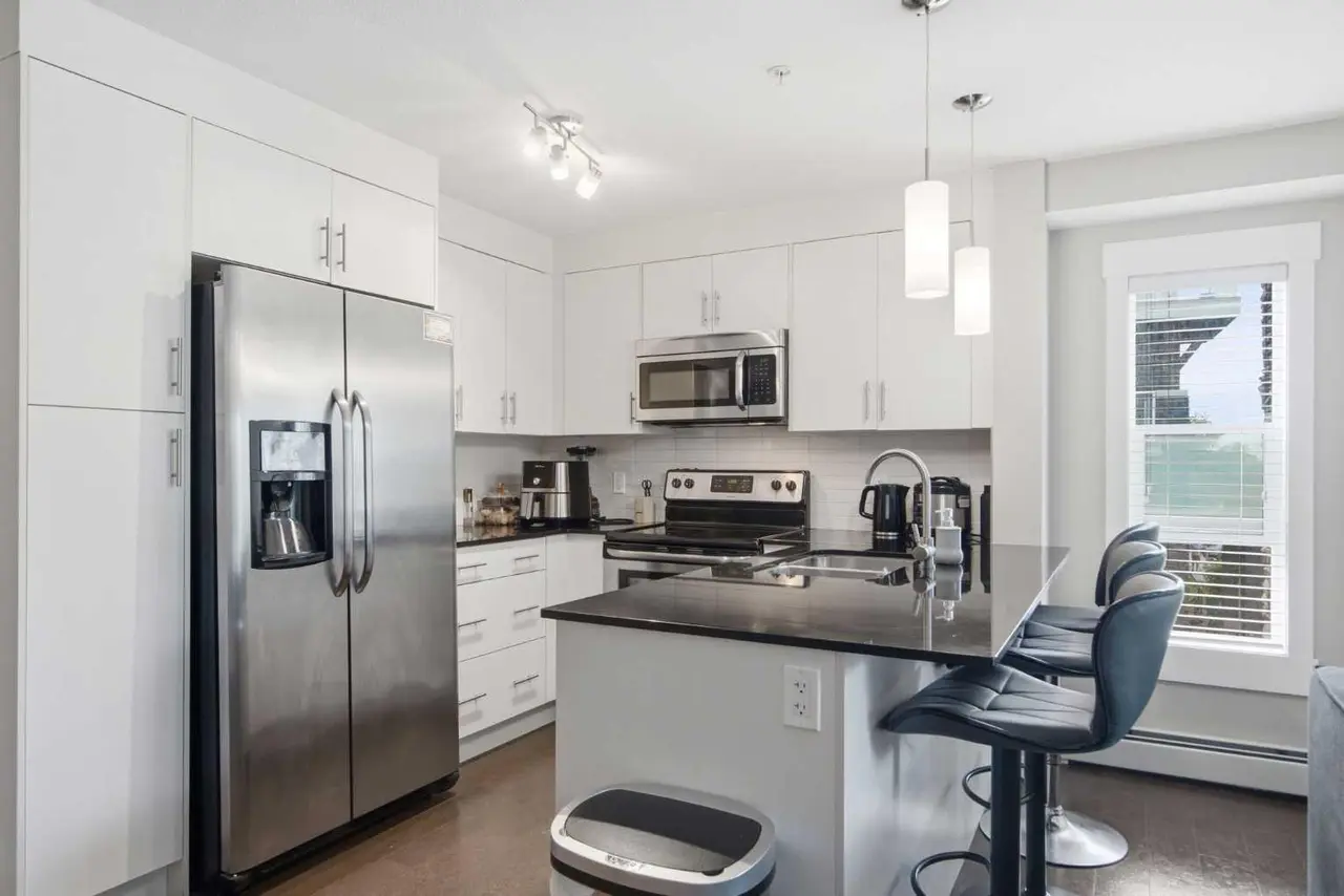 2206, 240 Skyview Ranch Road NE