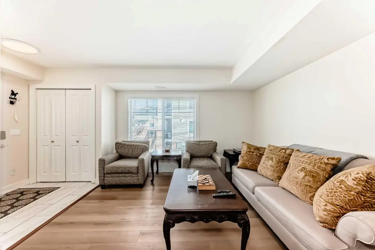 143, 300 MARINA Drive 