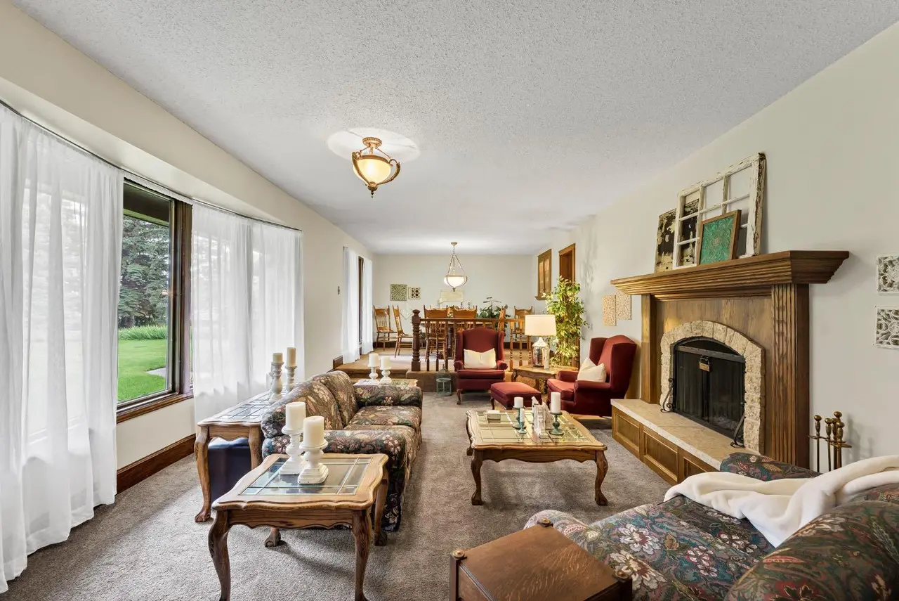 3392 Gershaw Drive SW