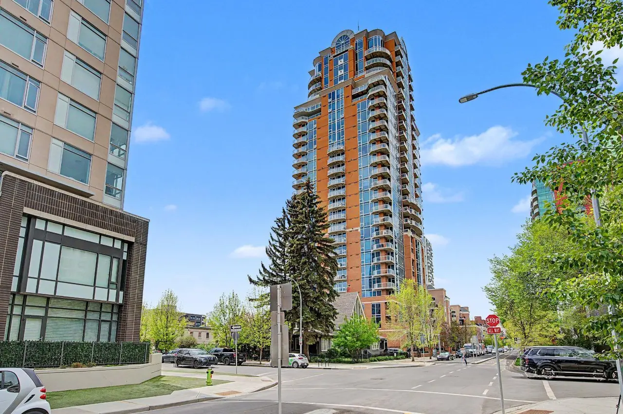 2101, 817 15 Avenue SW