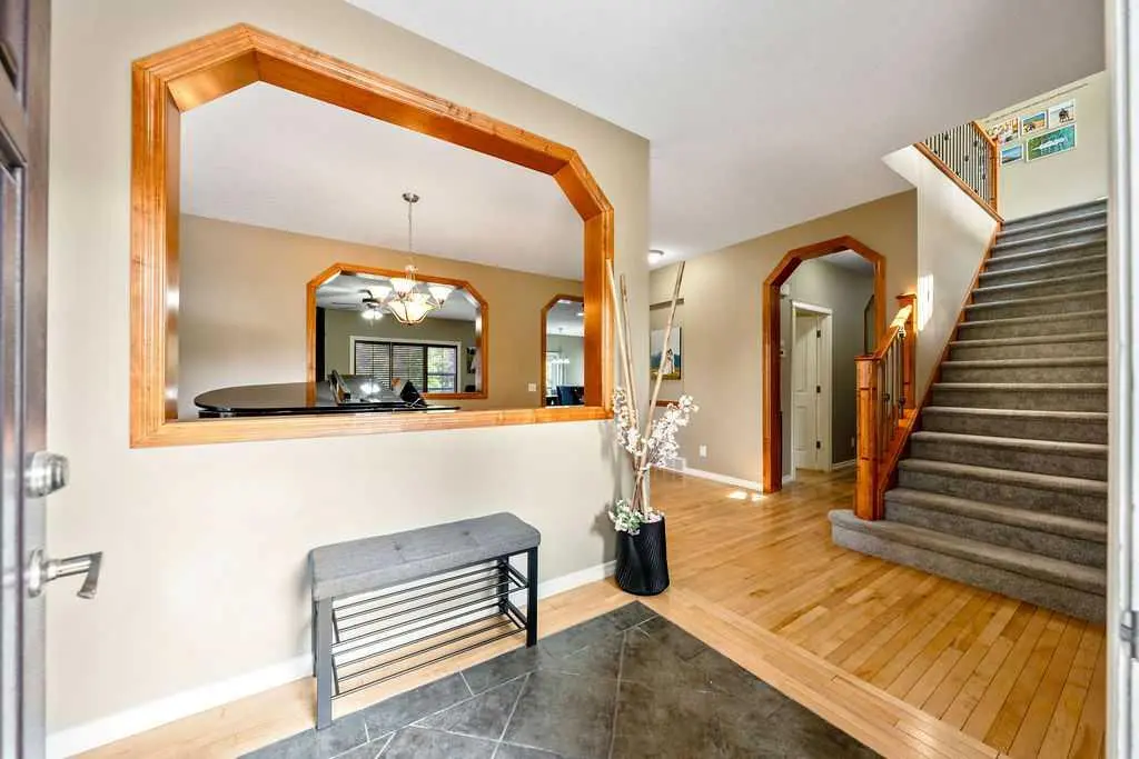 115 Coopers Hill SW