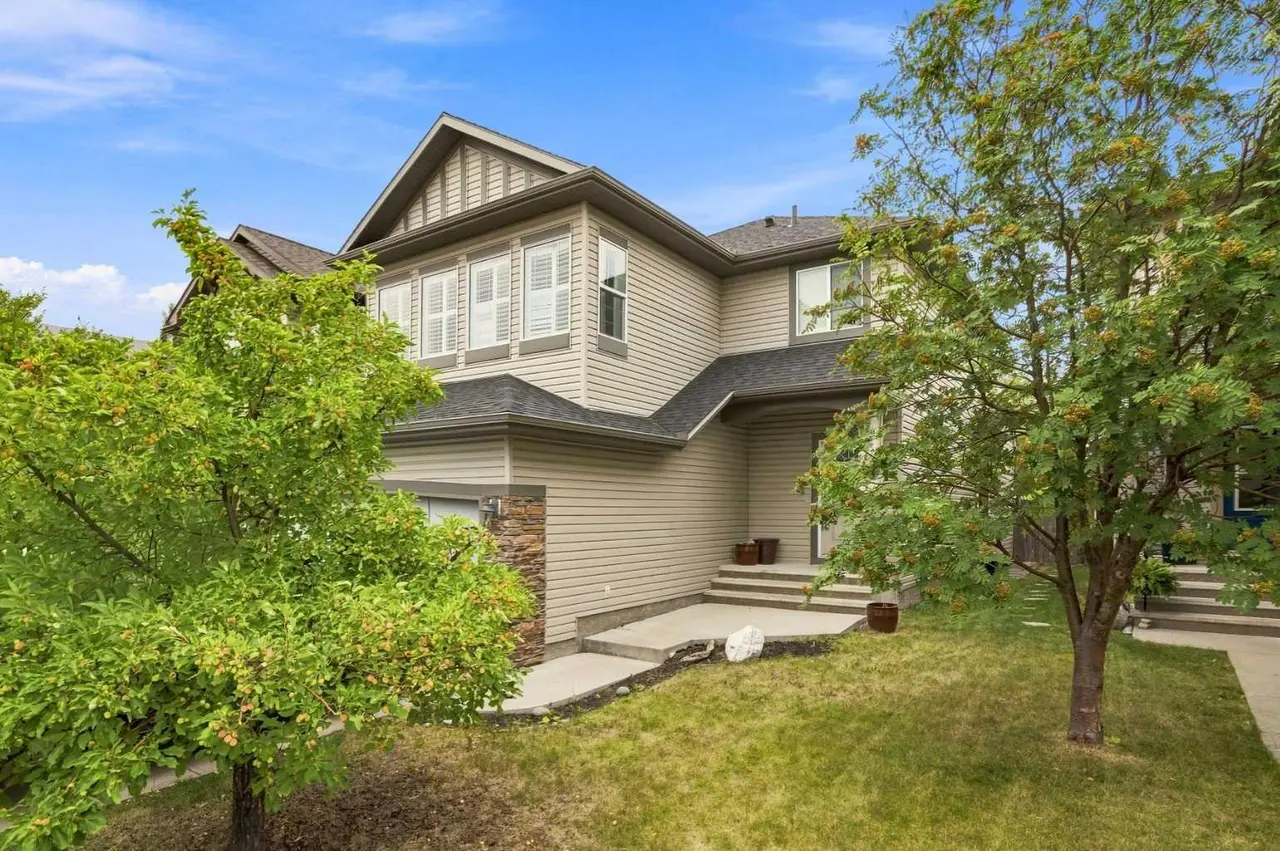 107 Brightonstone Common SE