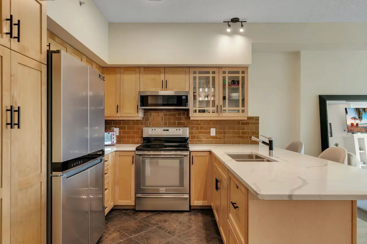 604, 205 Riverfront Avenue SW