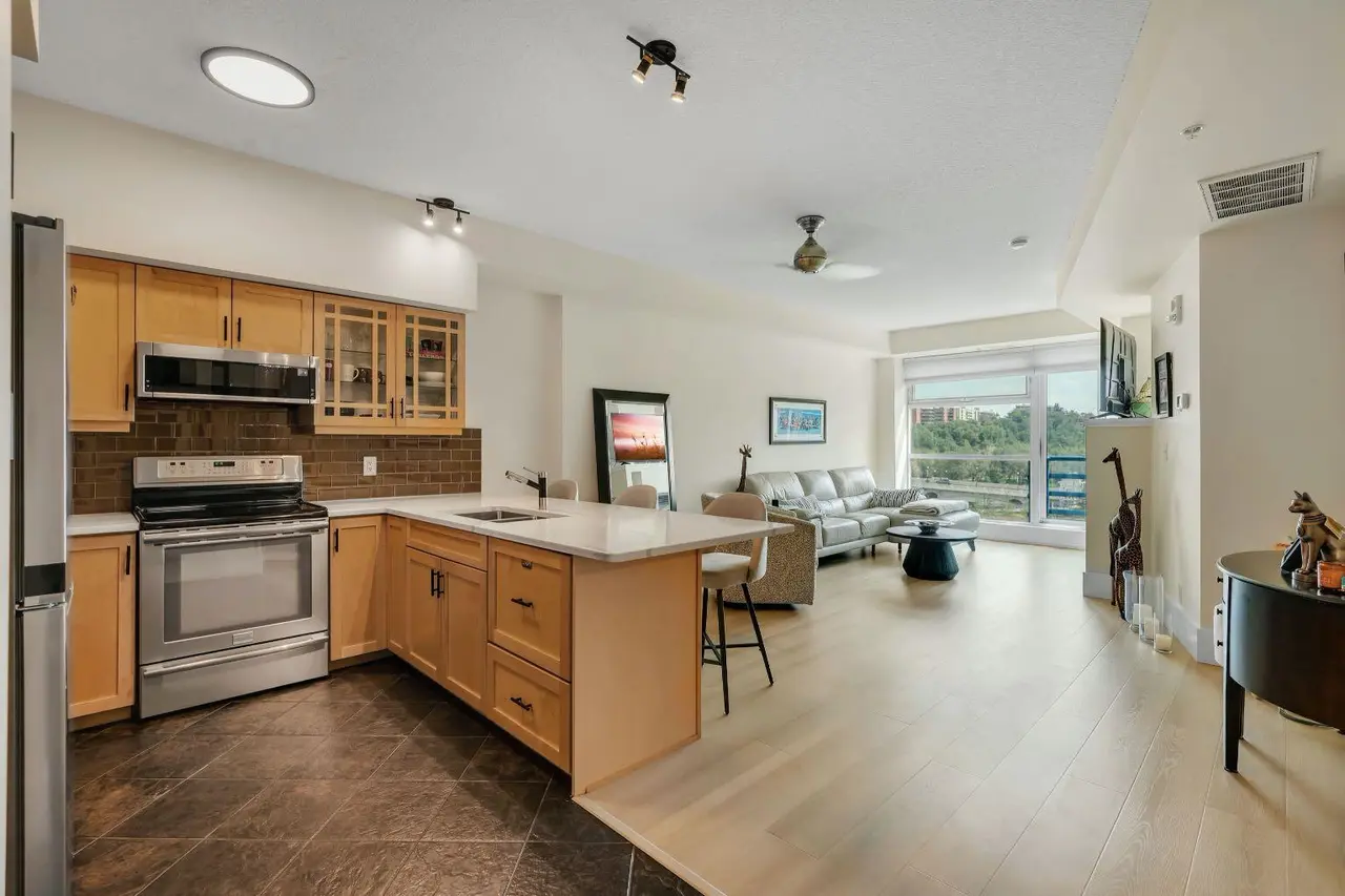 604, 205 Riverfront Avenue SW