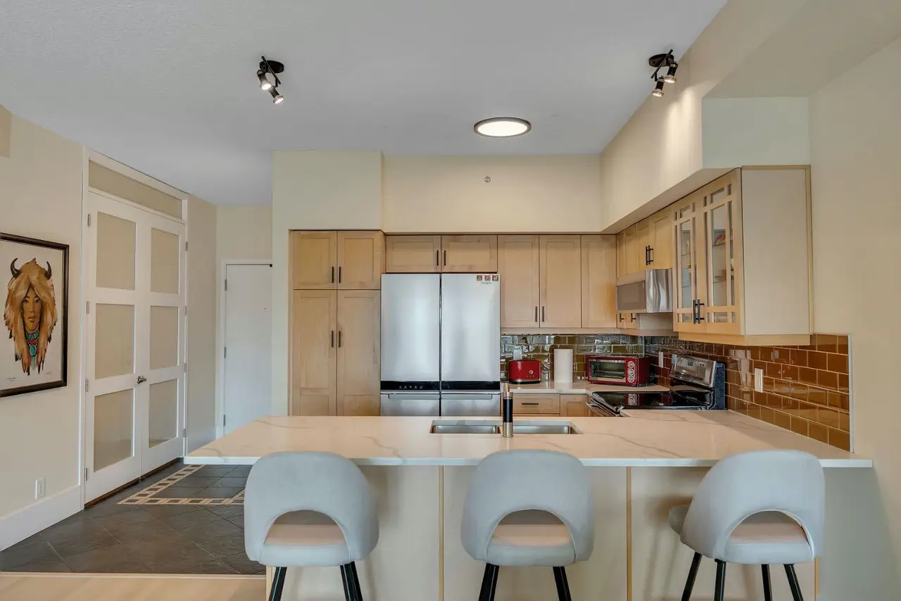 604, 205 Riverfront Avenue SW