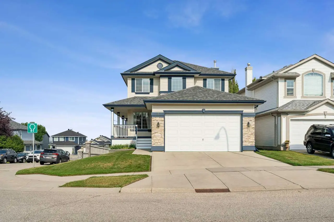 41 Panorama Hills Way NW