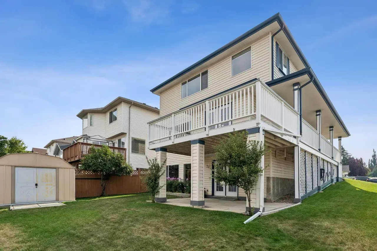 41 Panorama Hills Way NW