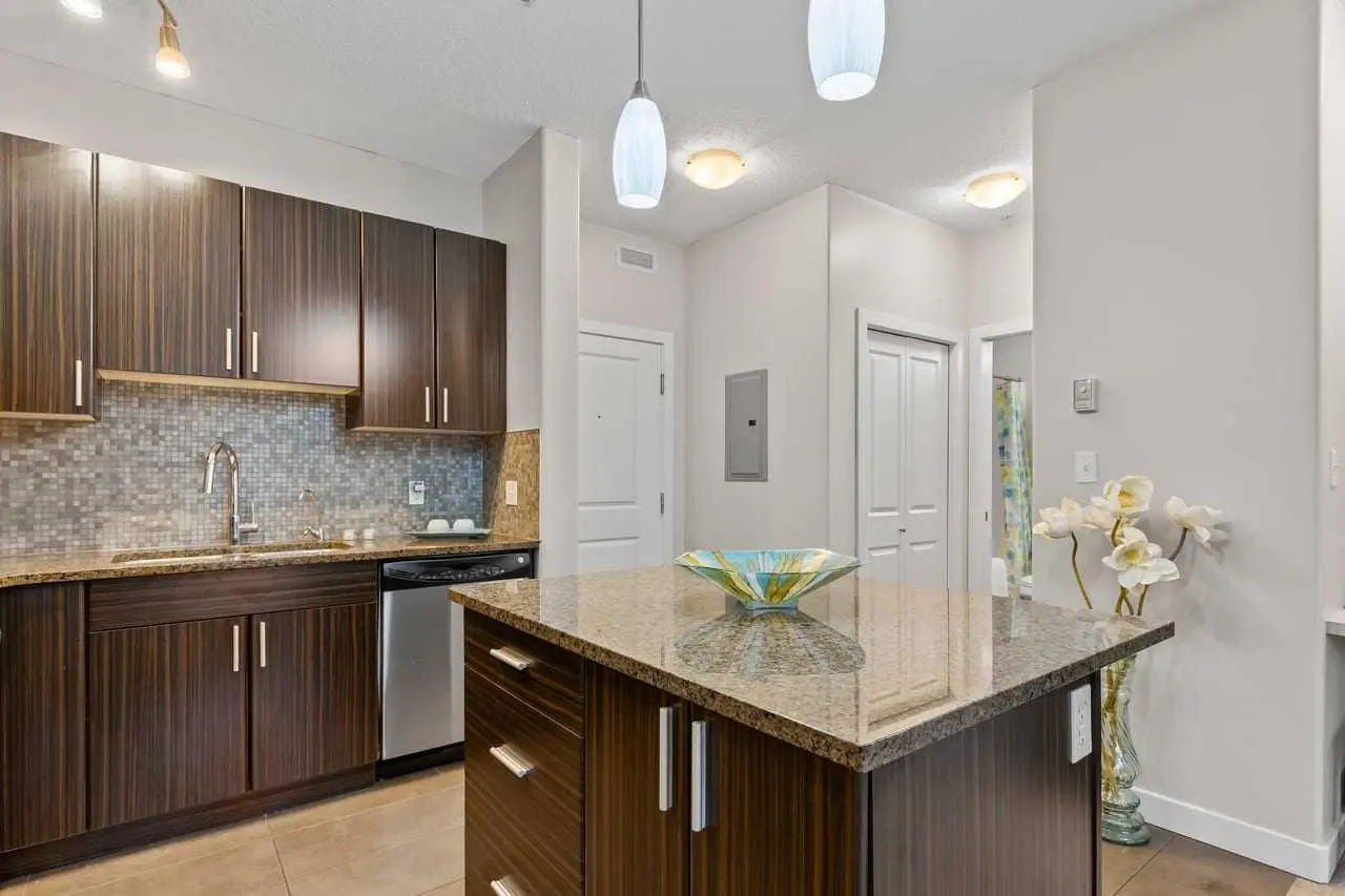 320, 11 Millrise Drive SW