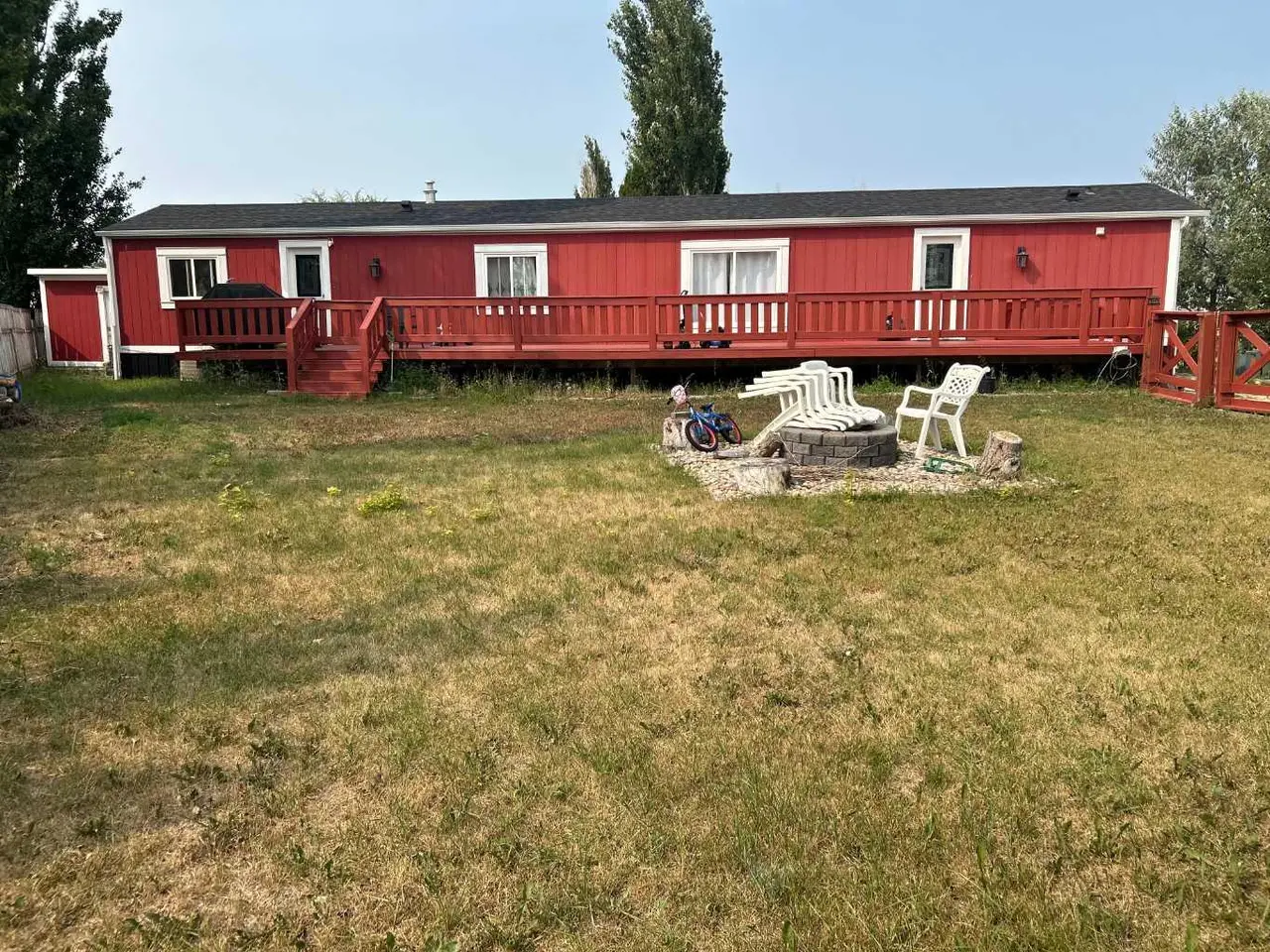 116 Meadow Lake Close E