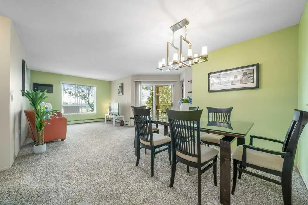 202, 245 Red Deer Drive SW