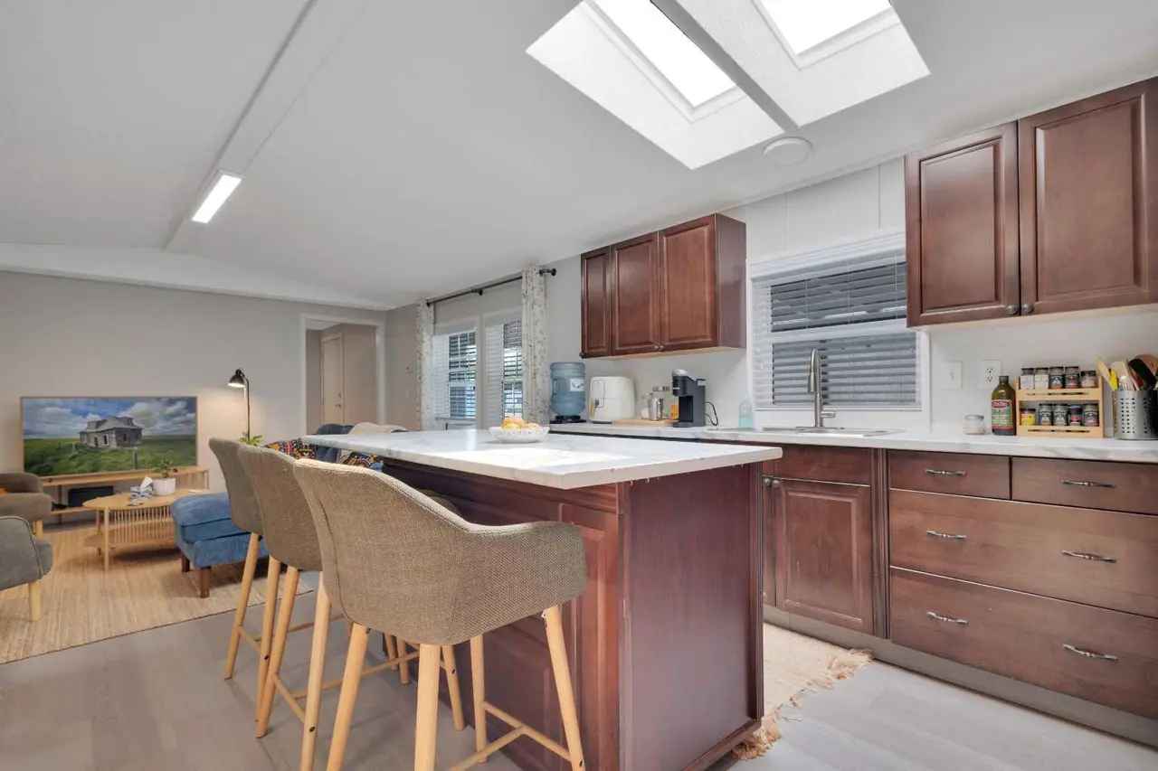 43 Parkside Drive 