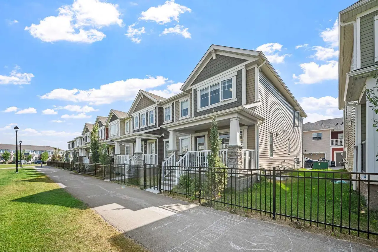 220 Windbury Lane SW