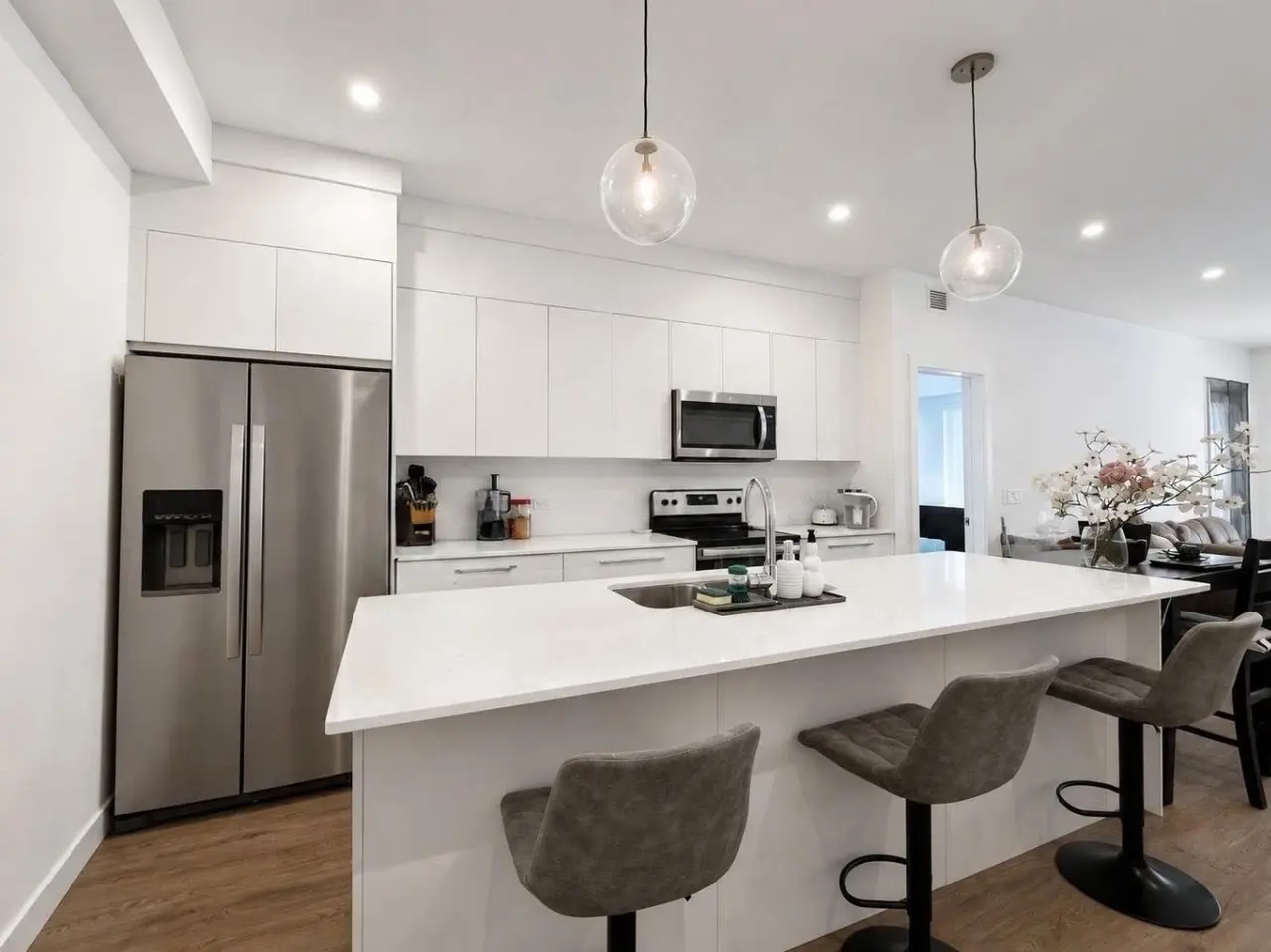 1614, 60 Skyview Ranch Road NE