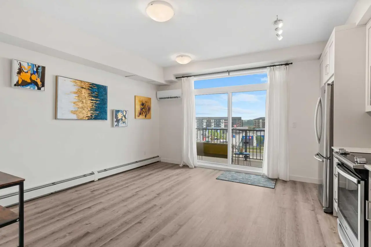 408, 20 Walgrove  SE