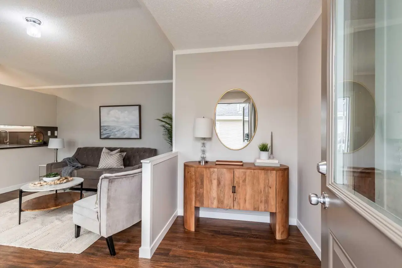 48 Chartwell Place SE