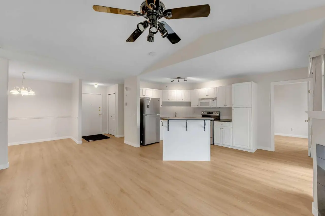 307, 1307 Valleyview Park SE