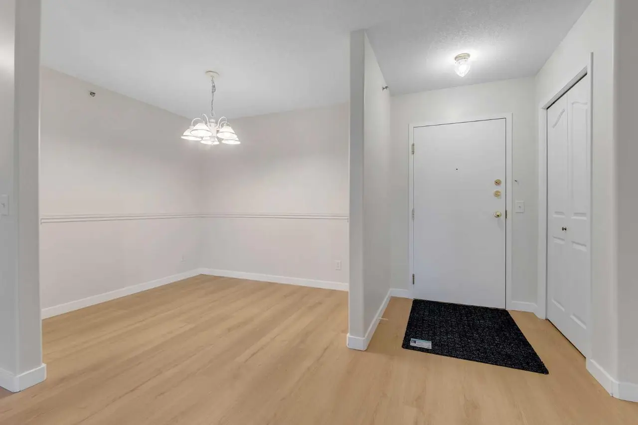 307, 1307 Valleyview Park SE