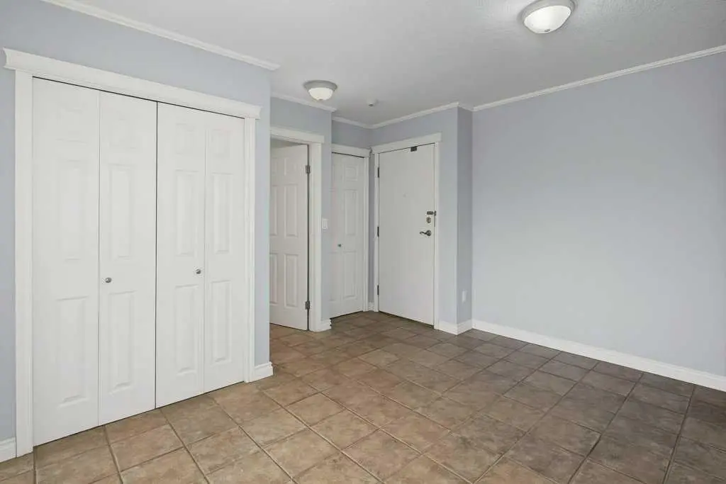 414, 333 Garry Crescent NE