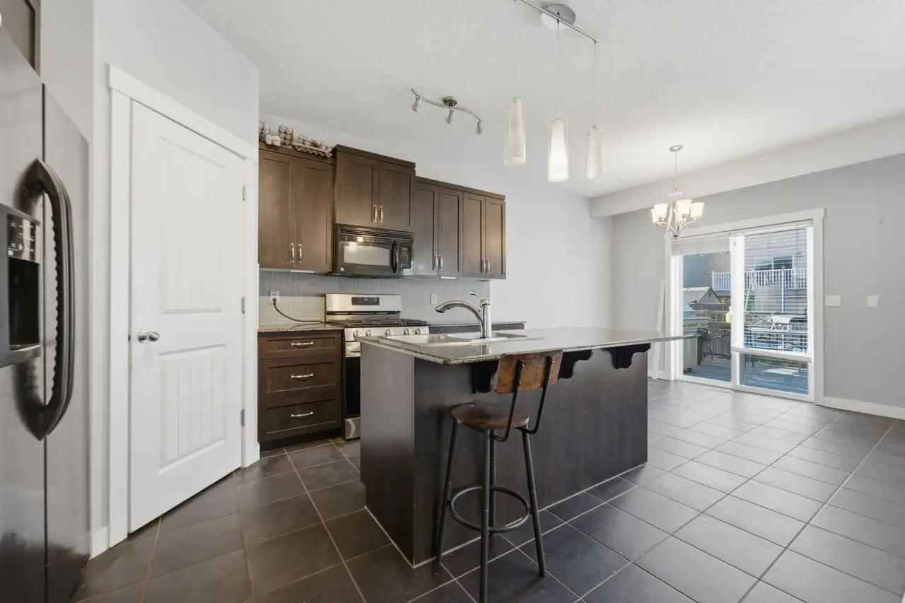 174 Morningside Circle SW