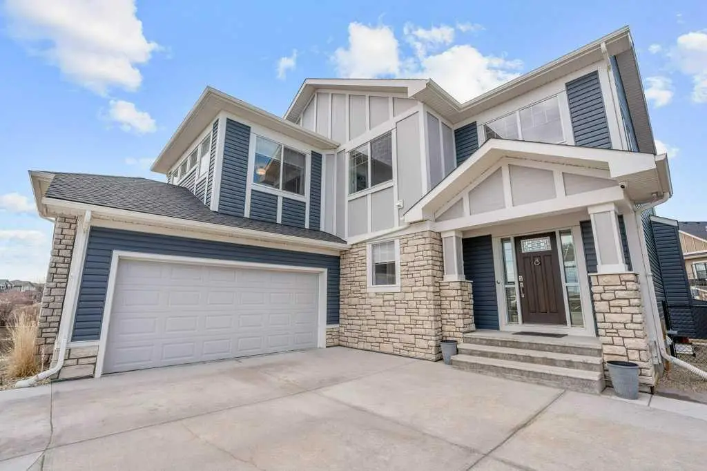 471 Canals Boulevard SW