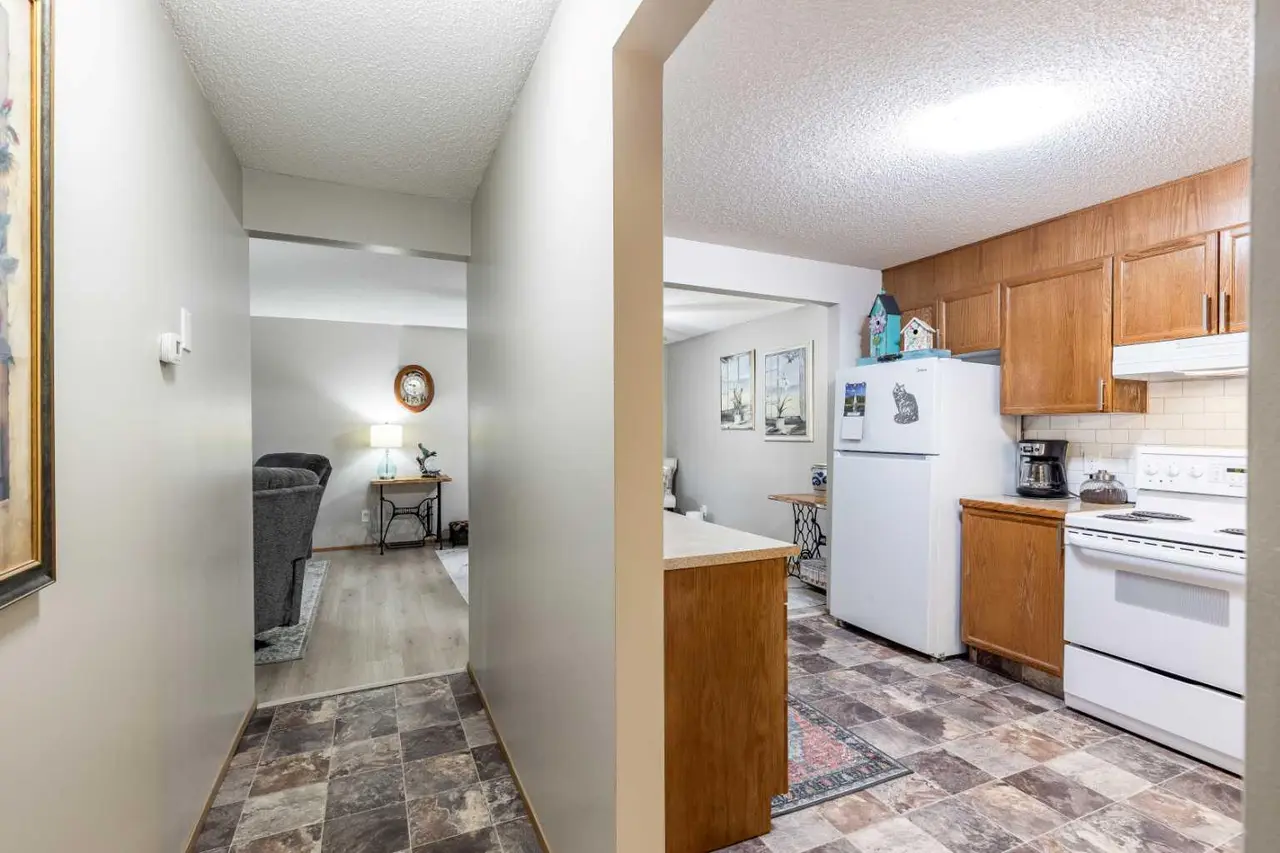 135, 1480 Southview Drive SE