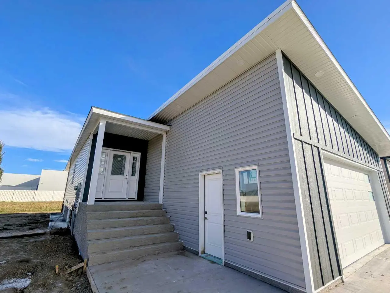 324 Somerside Road SE