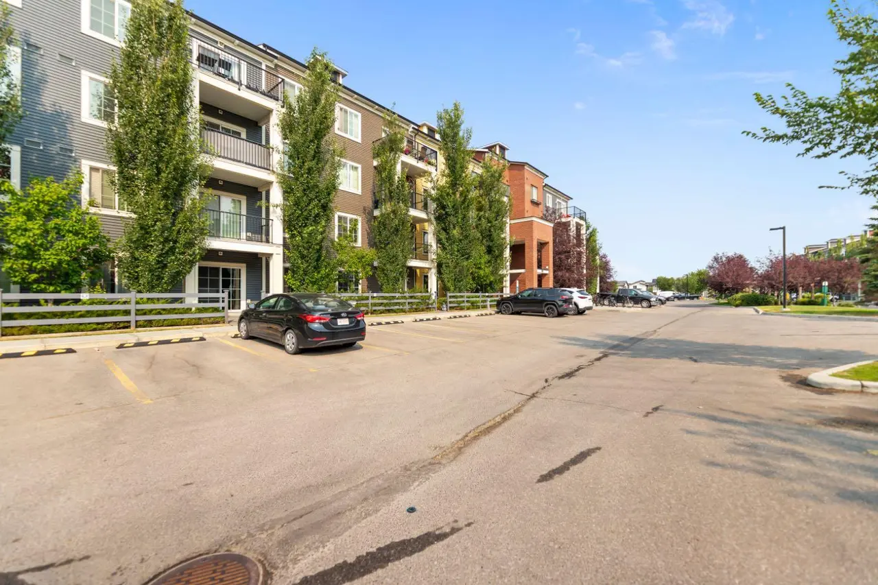 3108, 99 Copperstone Park SE