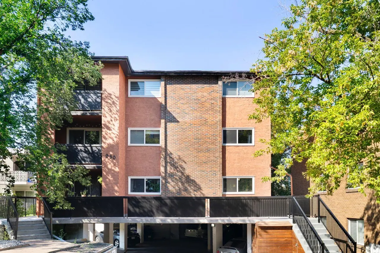 4, 930 Royal Avenue SW