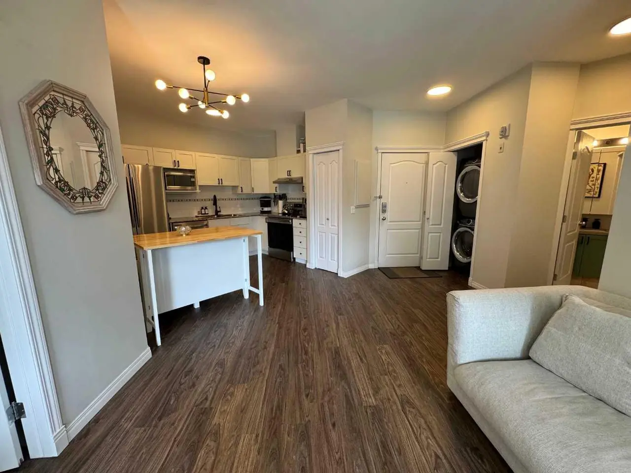 371, 333 Riverfront Avenue SE