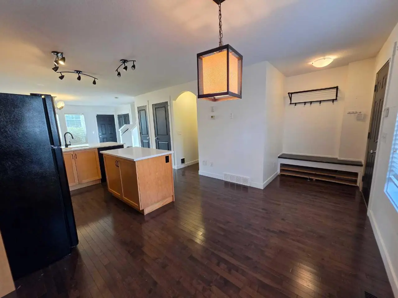 153 Rainbow Falls Manor W