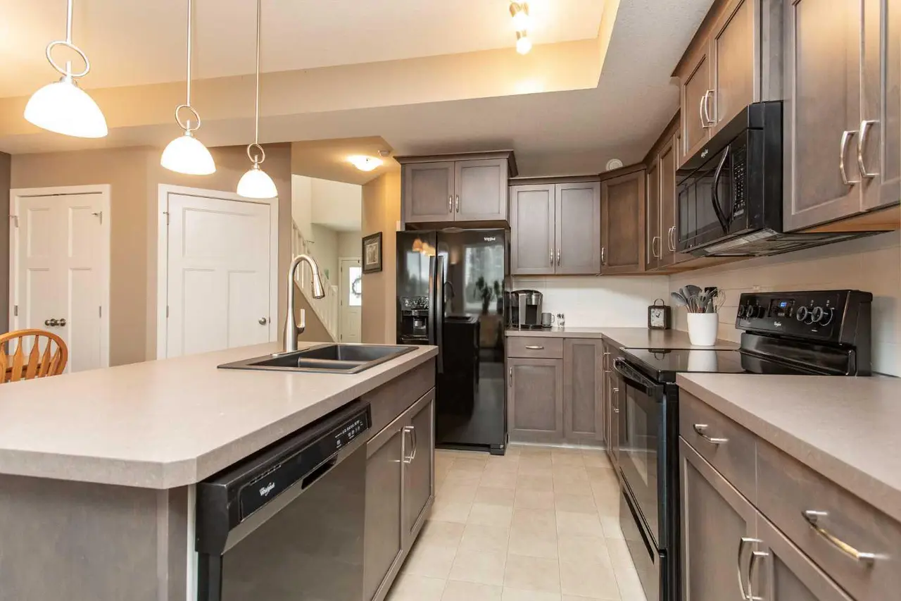 5 Tallman Close 