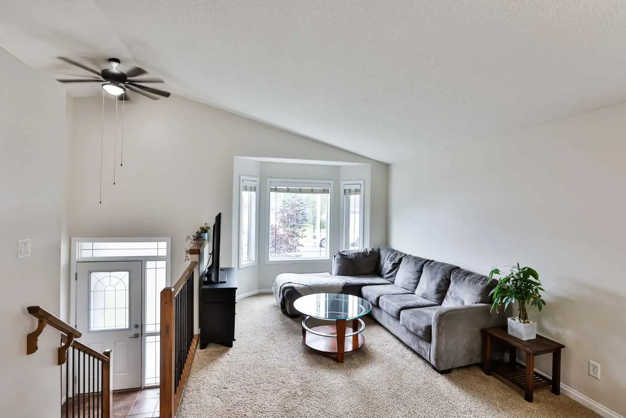 178 Silkstone Road W