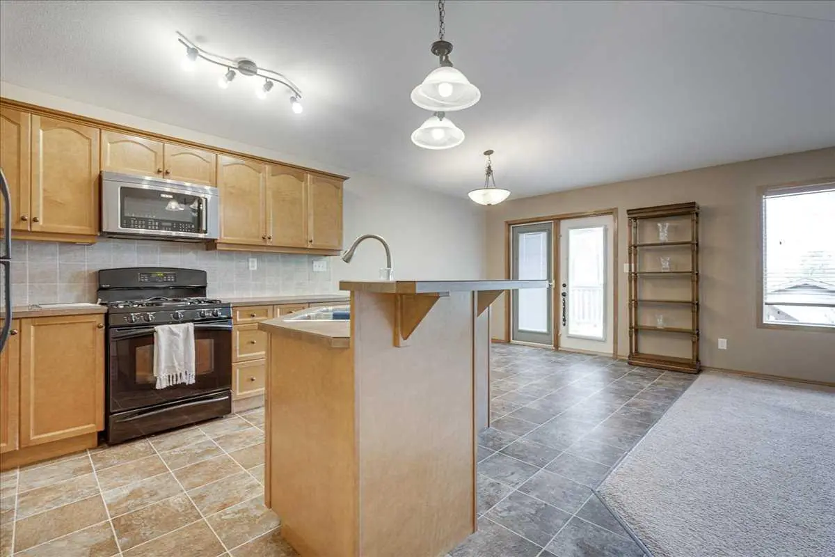 44 Osler Crescent 