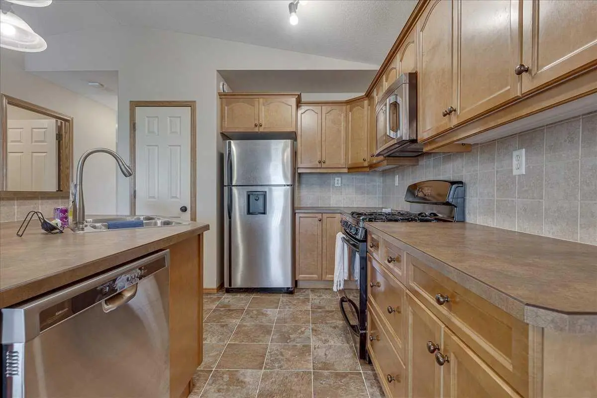 44 Osler Crescent 
