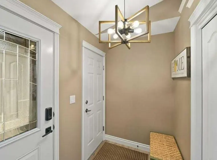 20 Sunrise Court SW