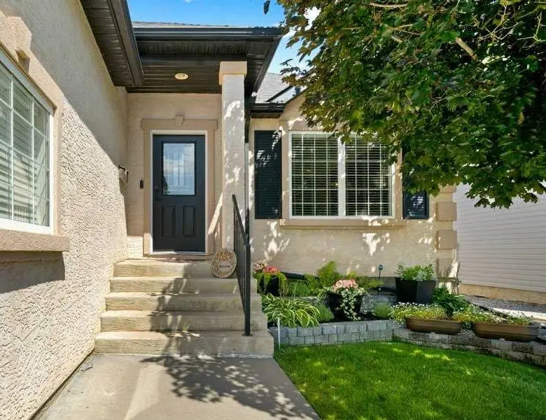 20 Sunrise Court SW