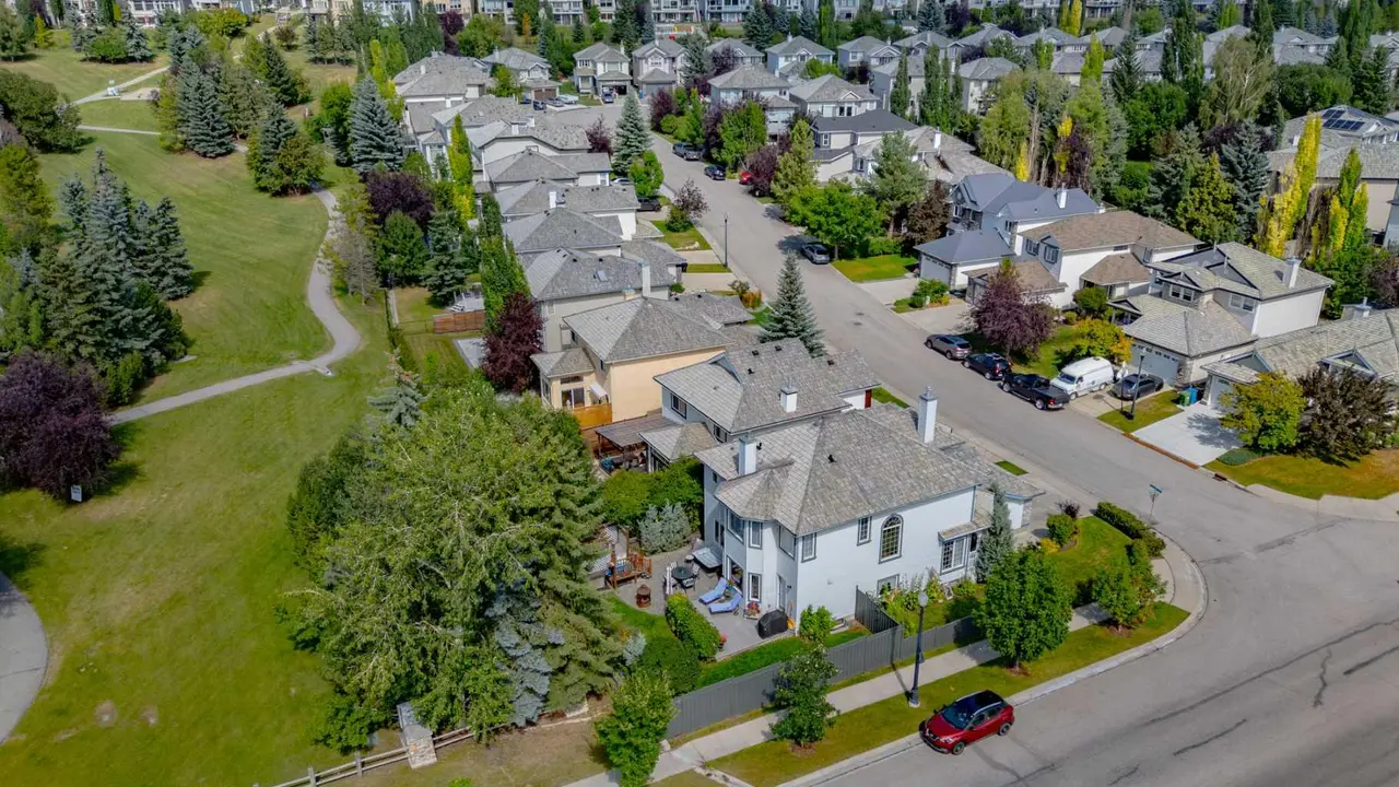 142 Springbank Crescent SW