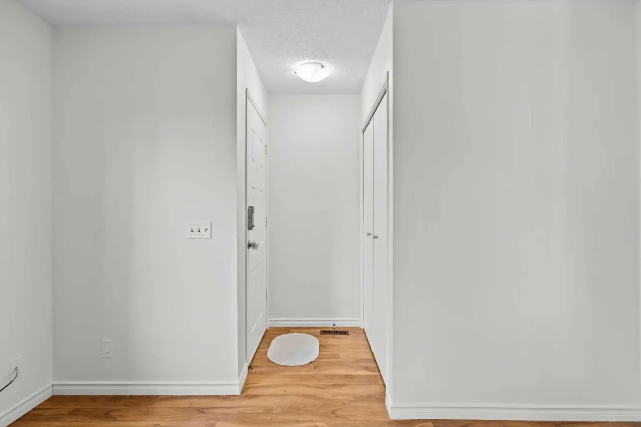 28 Erin Croft Place SE
