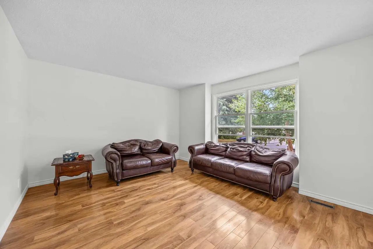 28 Erin Croft Place SE