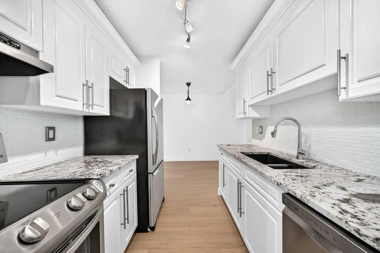 503, 8948 Elbow Drive SW