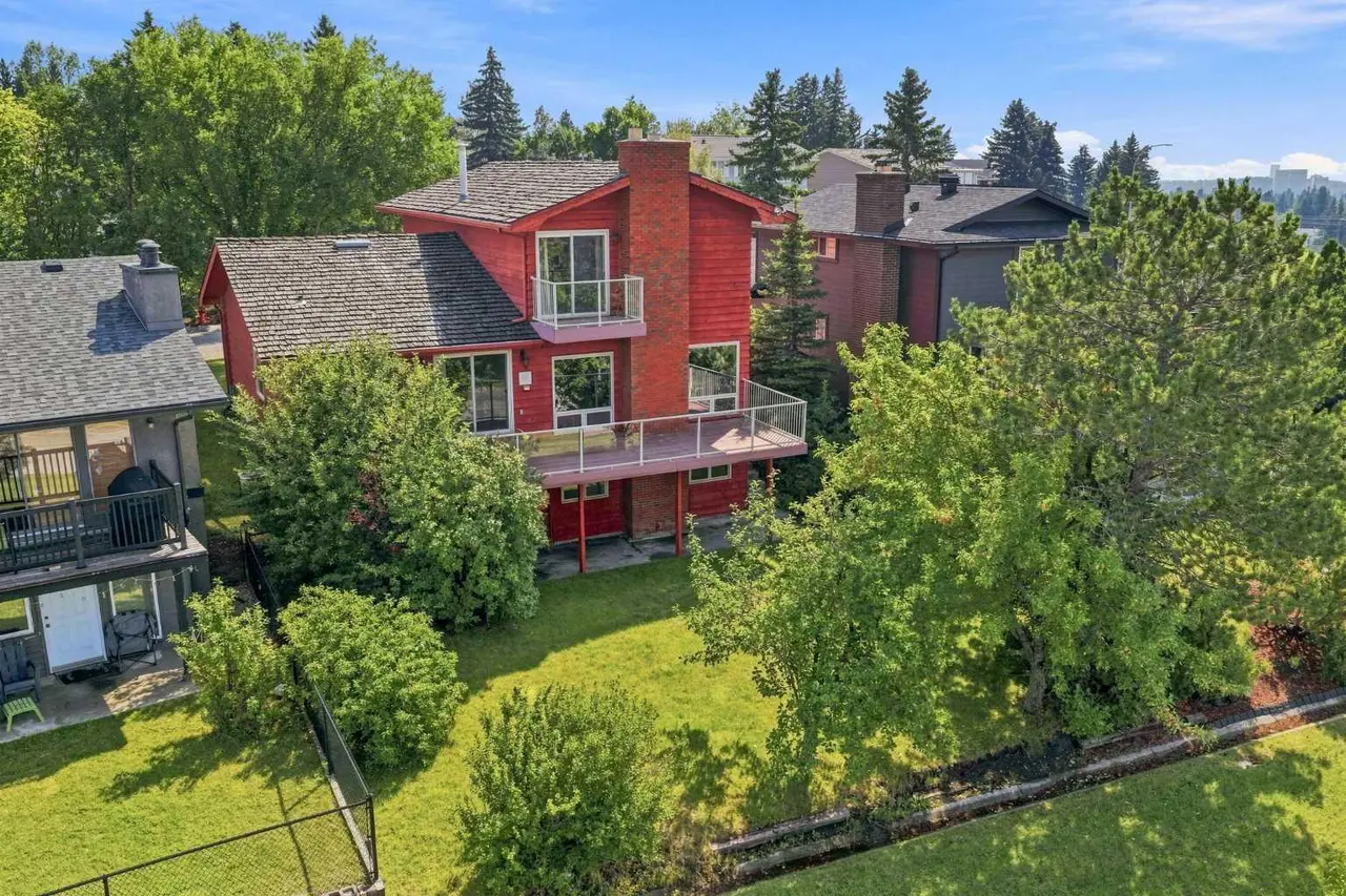 1148 Edgemont Road NW