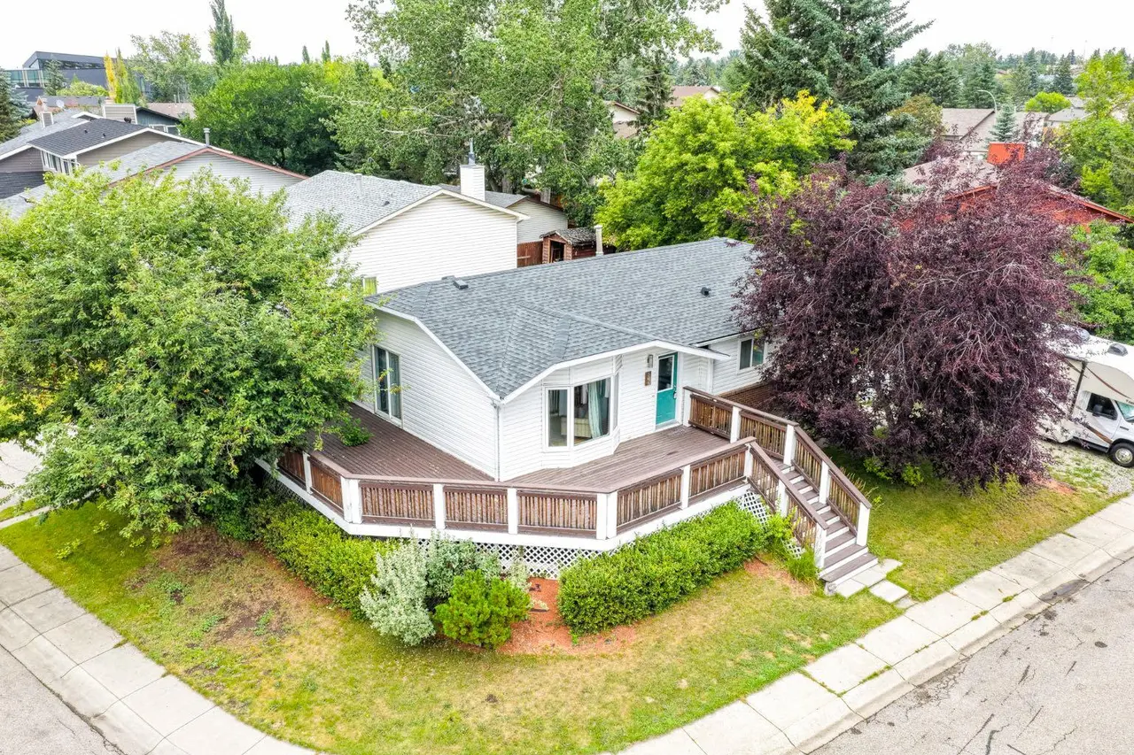 85 Rideau Close SW