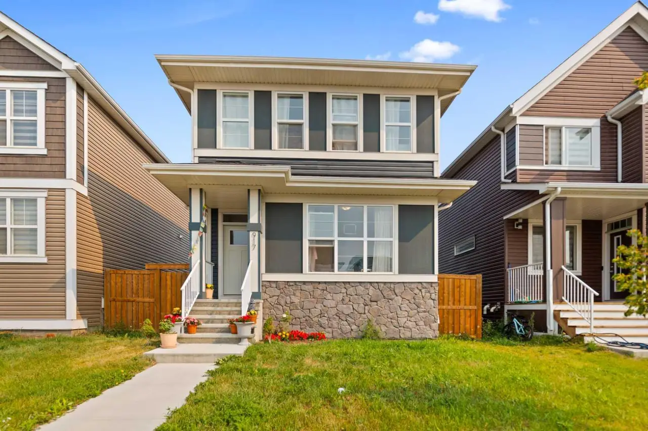 917 West Lakeview Drive 
